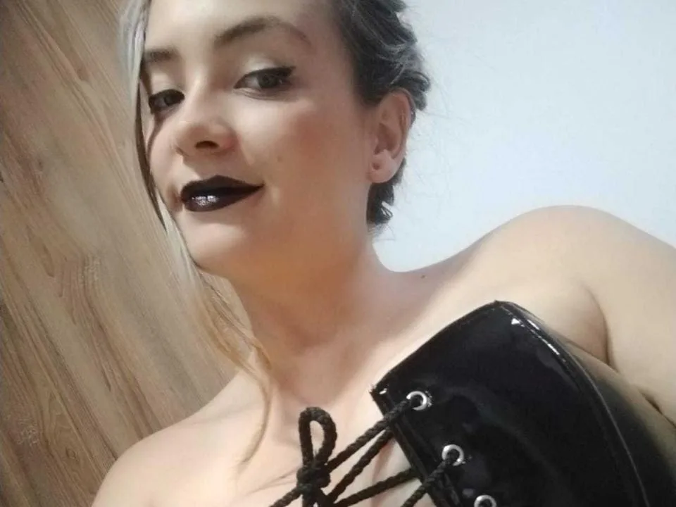 Camgirl PebblesFollie en live webcam amateur sur Mustvideos