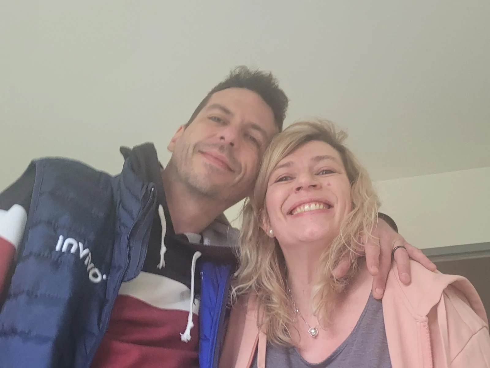 Camgirl OscarBella en live webcam amateur sur Mustvideos