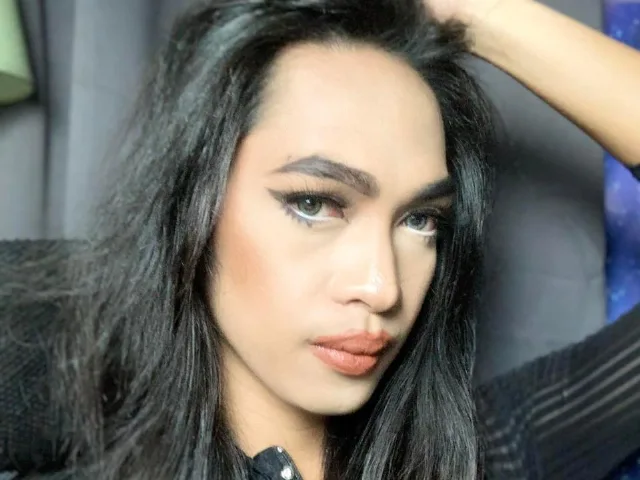 Camgirl XSexyLongCockX en live webcam amateur