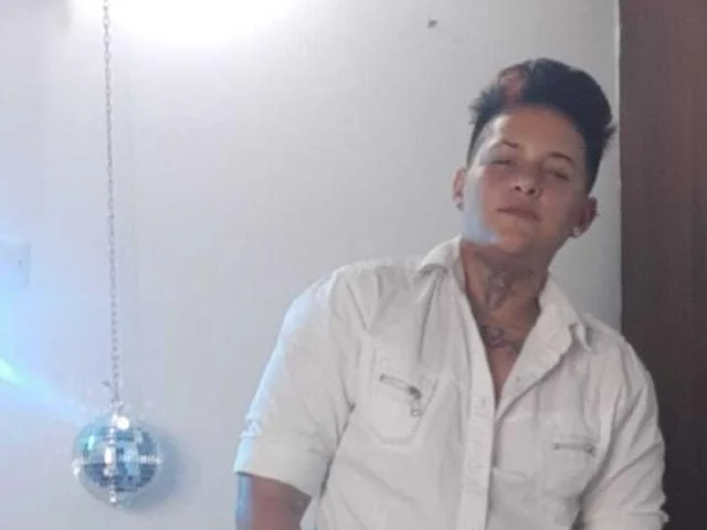 Camgirl ChristopherTrans en live webcam amateur