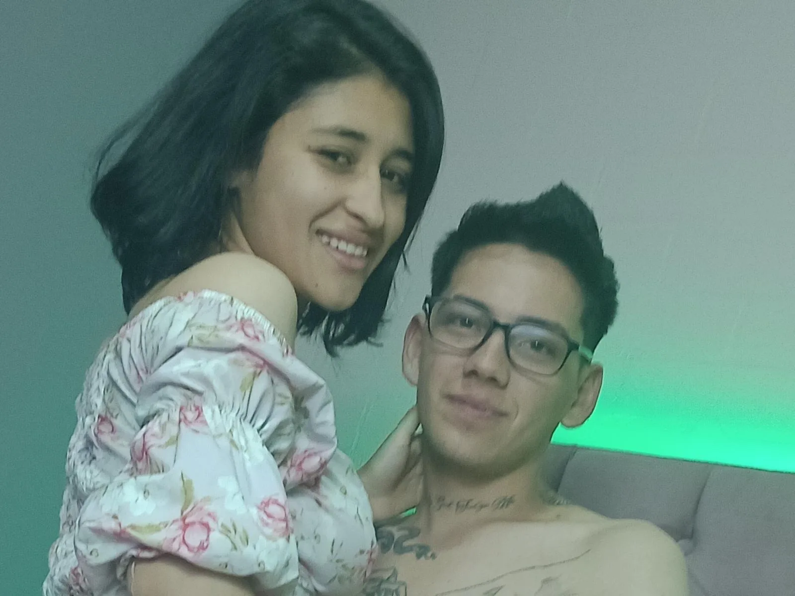 Camgirl LaunSebastian en live webcam amateur sur Mustvideos