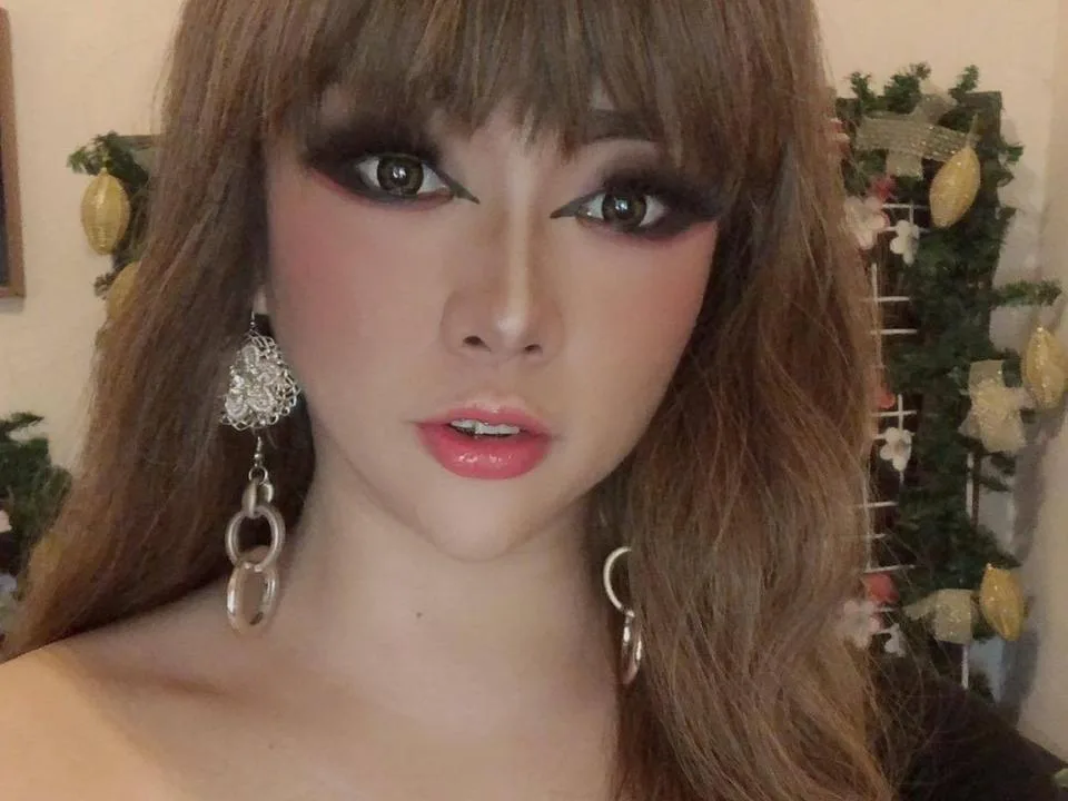 Camgirl JapaneseAllura en live webcam amateur sur Mustvideos