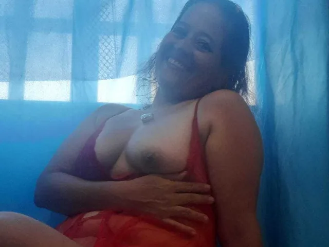 Camgirl Shellys en live webcam amateur