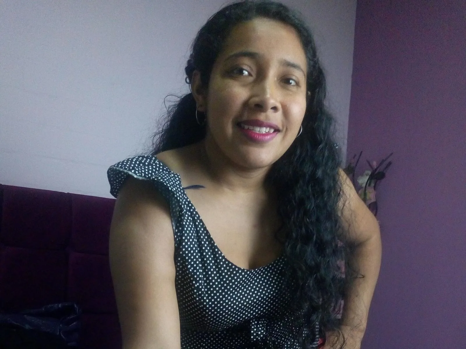 Camgirl MafeEbon en live webcam amateur sur Mustvideos