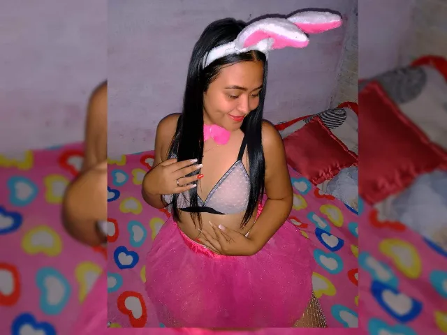 Camgirl SamanthaXAndrew en live webcam amateur