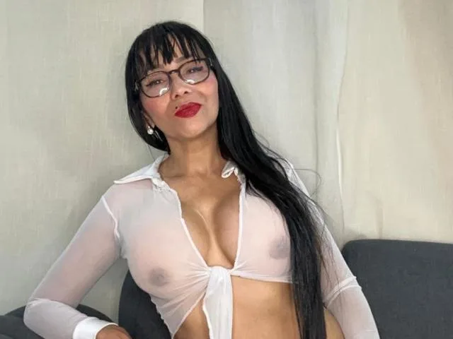 Camgirl KellyDirty en live webcam amateur
