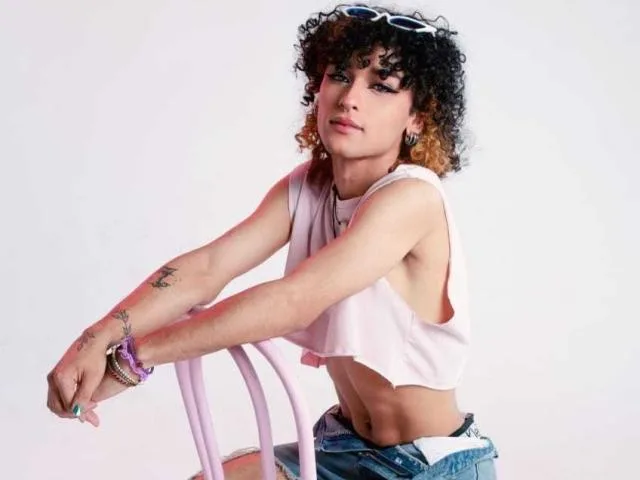 Camgirl LynxJade en live webcam amateur