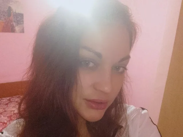 Camgirl EvaAlferash en live webcam amateur