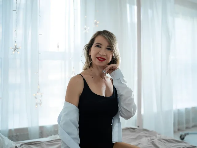 Camgirl SelenaJayson en live webcam amateur