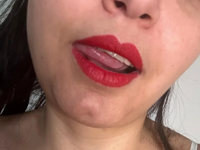 Camgirl EmmaSanchez en live webcam amateur