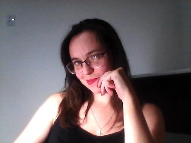 Camgirl LukyKiki en live webcam amateur