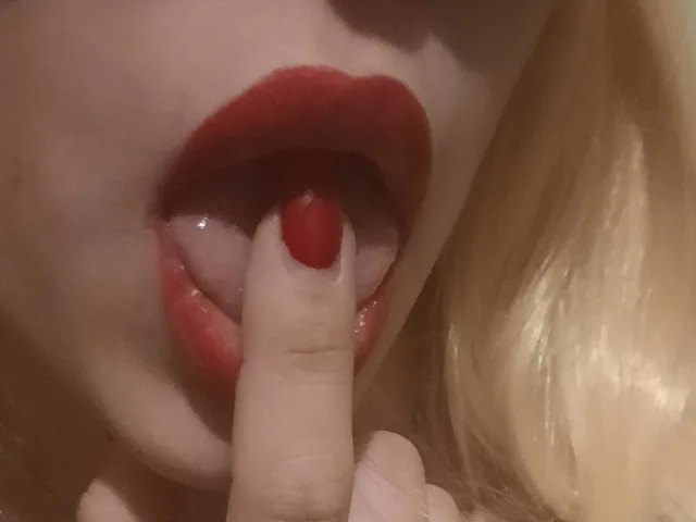 Camgirl NicoleAndGeorge en live webcam amateur