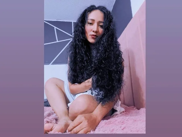 Camgirl Gaiamazing en live webcam amateur