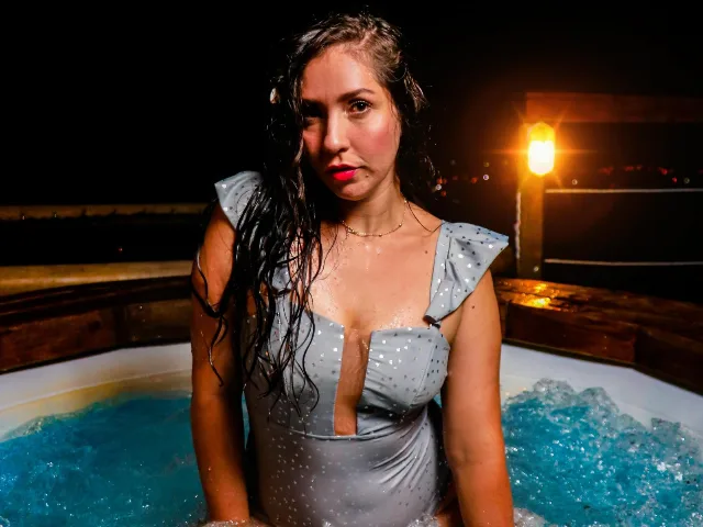 Camgirl Naih en live webcam amateur
