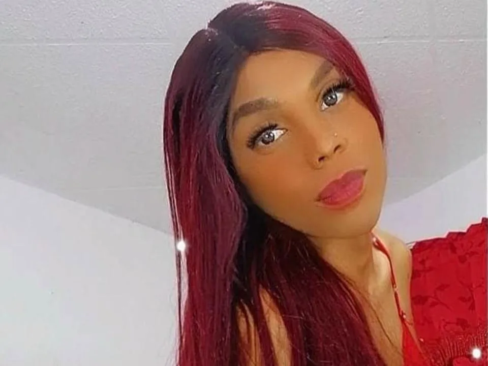Camgirl KendyHory en live webcam amateur sur Mustvideos