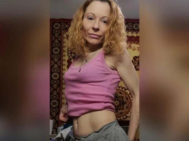 Camgirl LizaGlamour en live webcam amateur