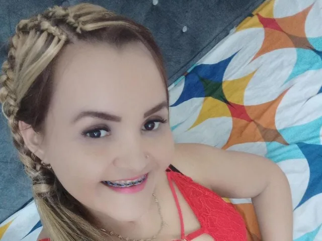 Camgirl AmandaWat en live webcam amateur