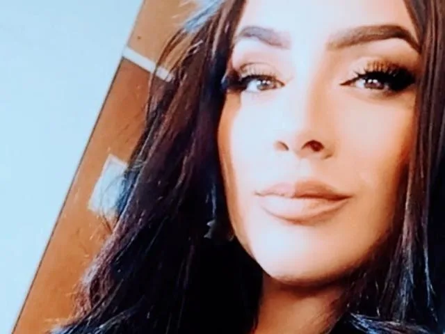 Camgirl KamilaGil en live webcam amateur
