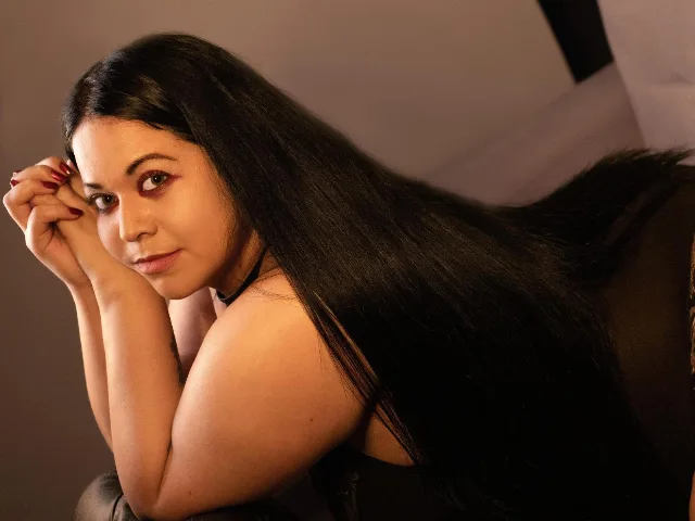 Camgirl ValentinaFoxxy en live webcam amateur