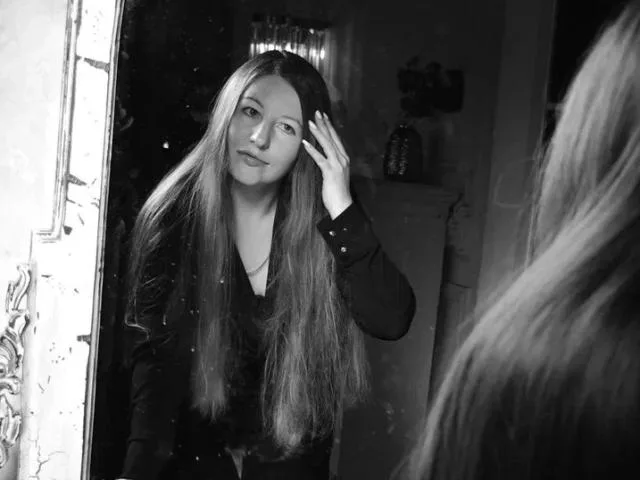 Camgirl EffectAndrea en live webcam amateur
