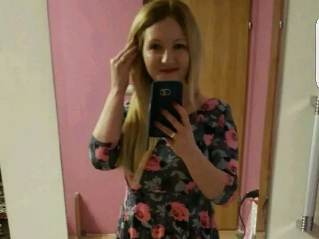 Camgirl LoriPassion en live webcam amateur