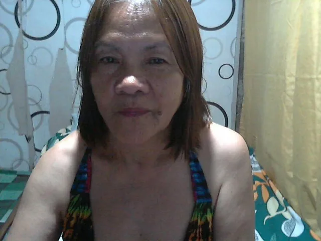 Camgirl YvannaHi en live webcam amateur