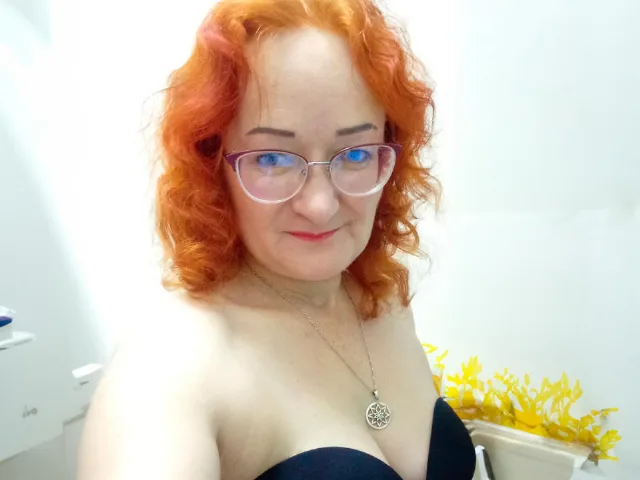 Camgirl LoversBirdX en live webcam amateur
