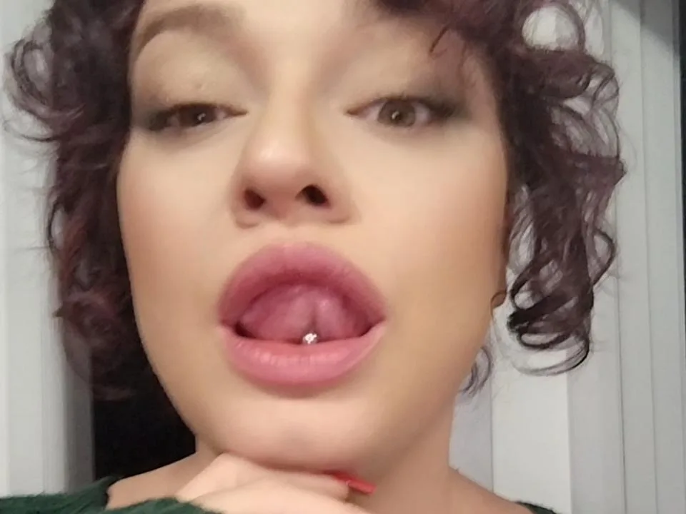 Camgirl AliaBellia en live webcam amateur
