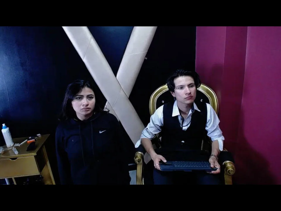 Camgirl EddyAndPao en live webcam amateur sur Mustvideos