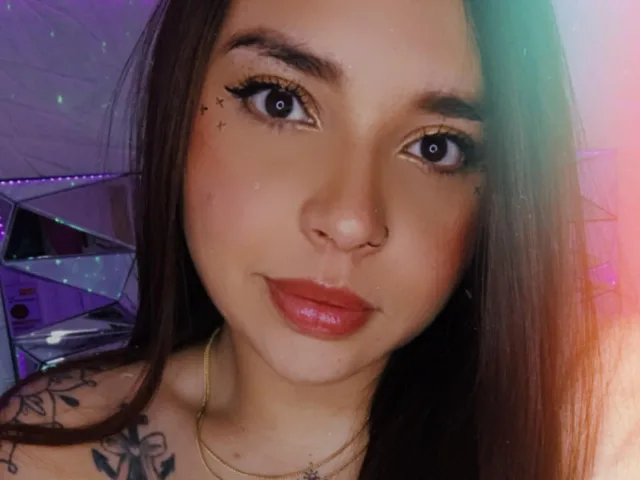 Camgirl NatyKorsm en live webcam amateur