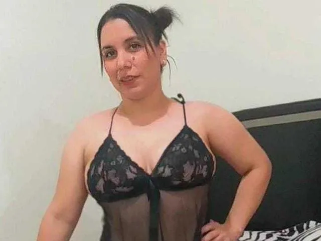 Camgirl IrisTaylor69 en live webcam amateur