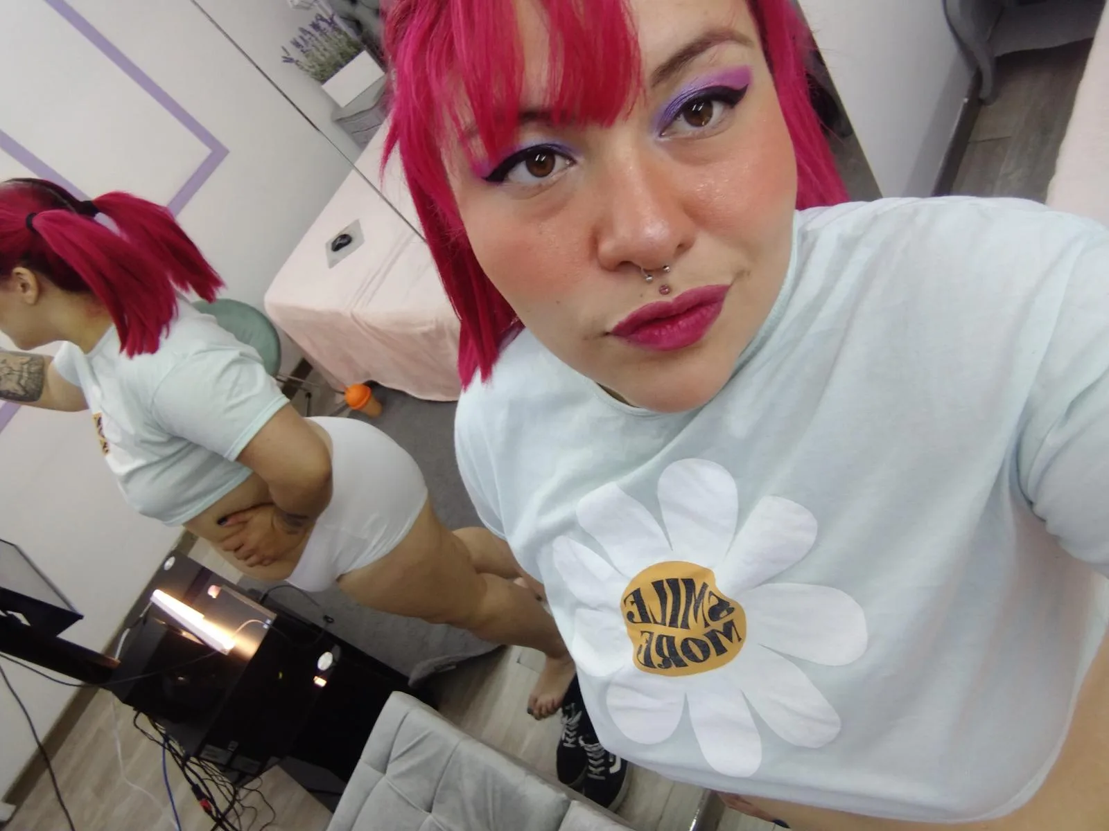 Camgirl SweetyKarry en live webcam amateur sur Mustvideos