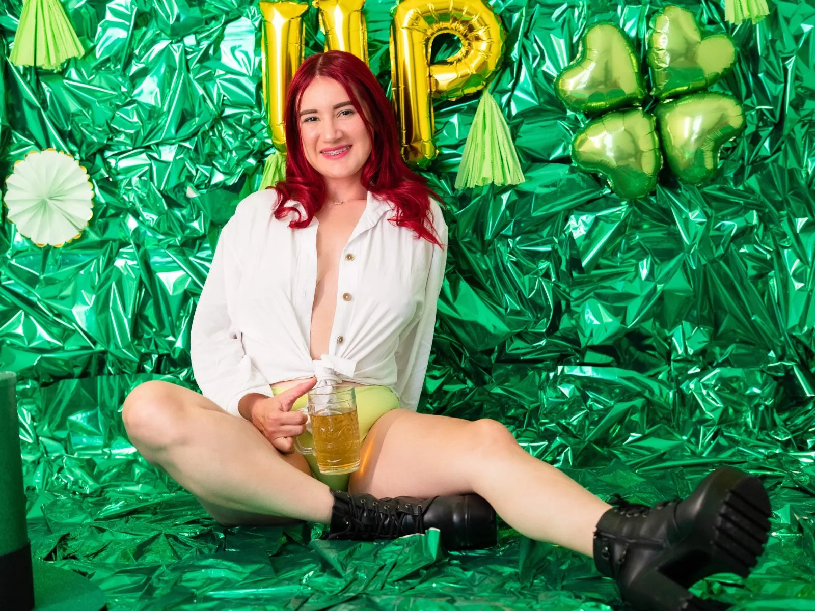 Camgirl DakotaParty en live webcam amateur