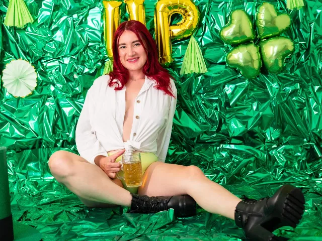 Camgirl DakotaParty en live webcam amateur