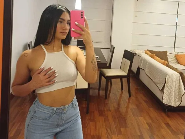 Camgirl VeronikaGomes en live webcam amateur