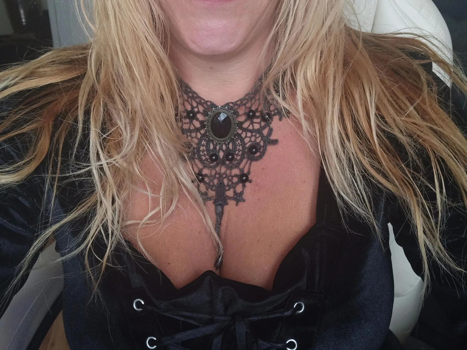 Camgirl Rassige-Frau-ext en live webcam amateur sur Mustvideos
