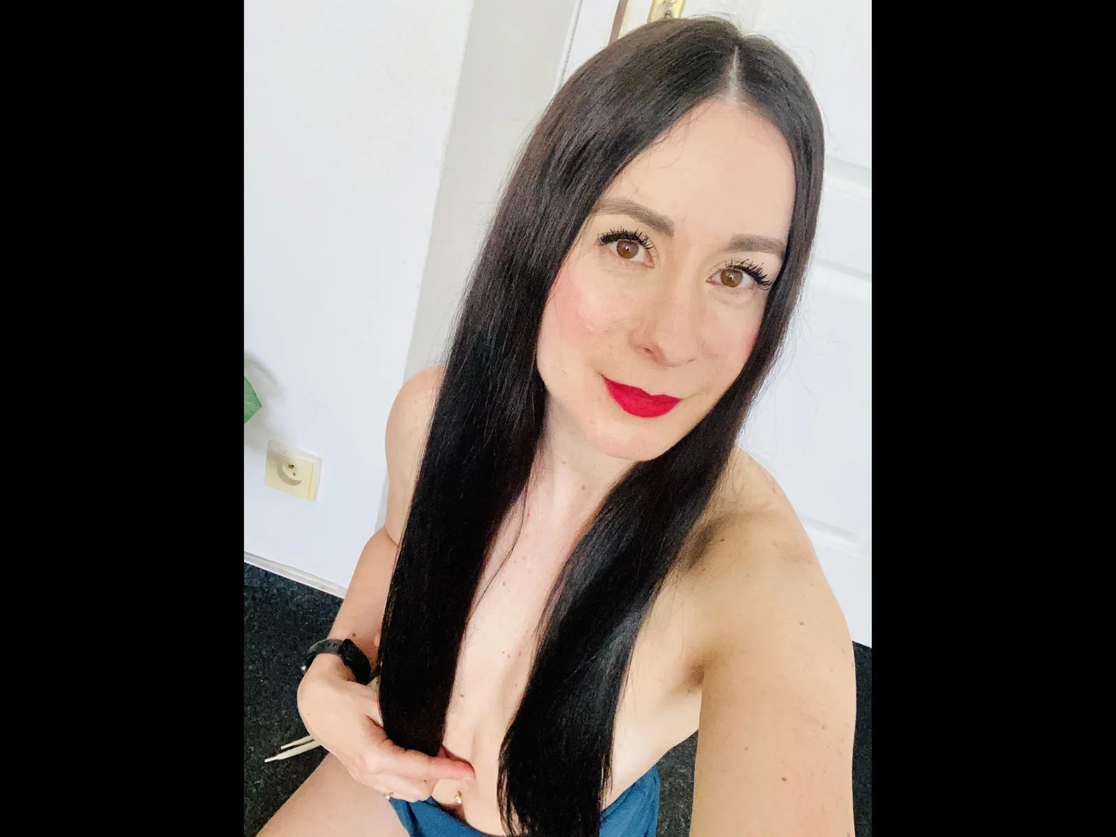 Camgirl heisseVicki-ext en live webcam amateur sur Mustvideos