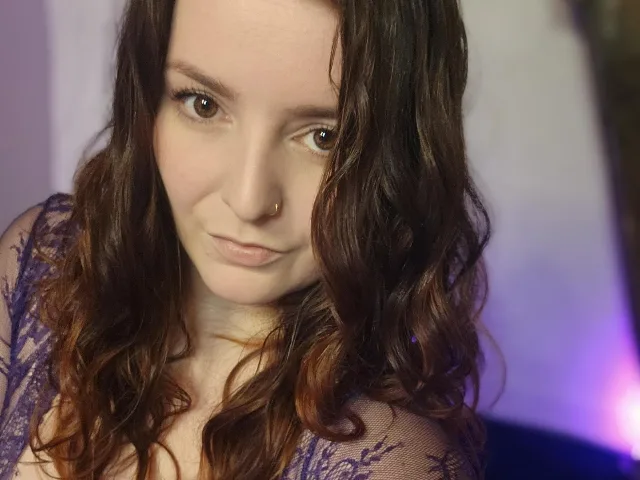 Camgirl ErinMFrench en live webcam amateur