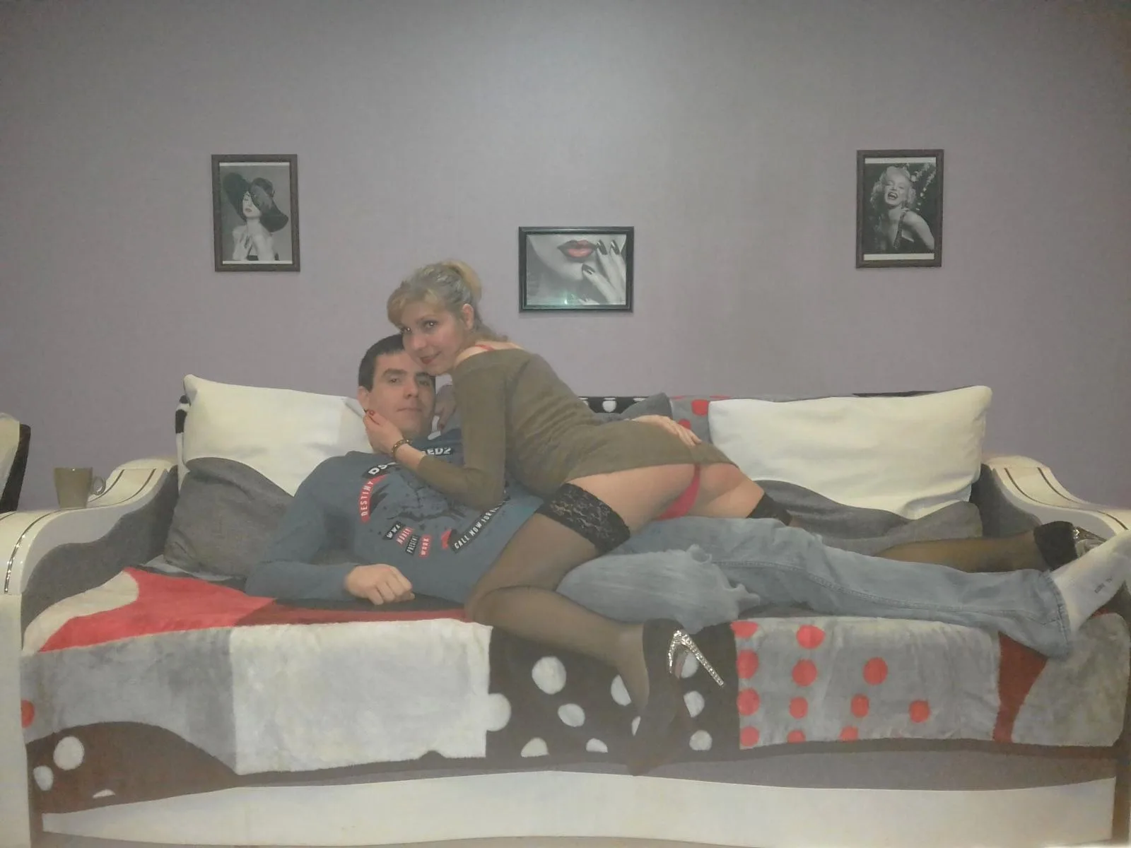 Camgirl bobandchris33-ext en live webcam amateur sur Mustvideos