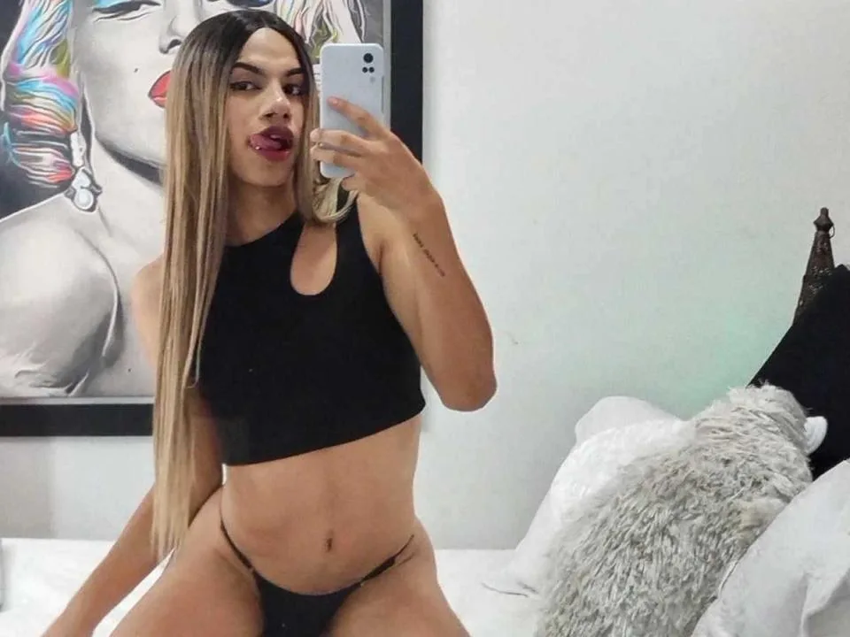 Camgirl SexyNahomy en live webcam amateur sur Mustvideos