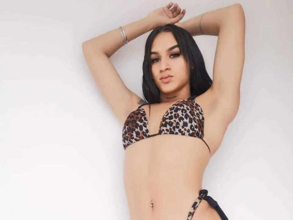 Camgirl KarliBrin en live webcam amateur sur Mustvideos