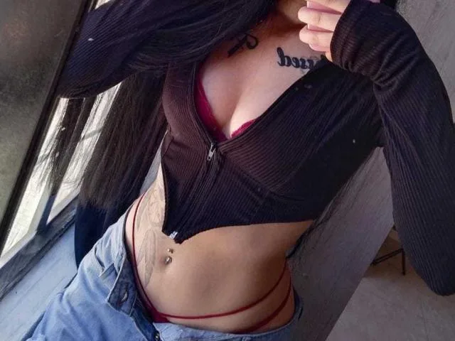 Camgirl AzucenaSex en live webcam amateur