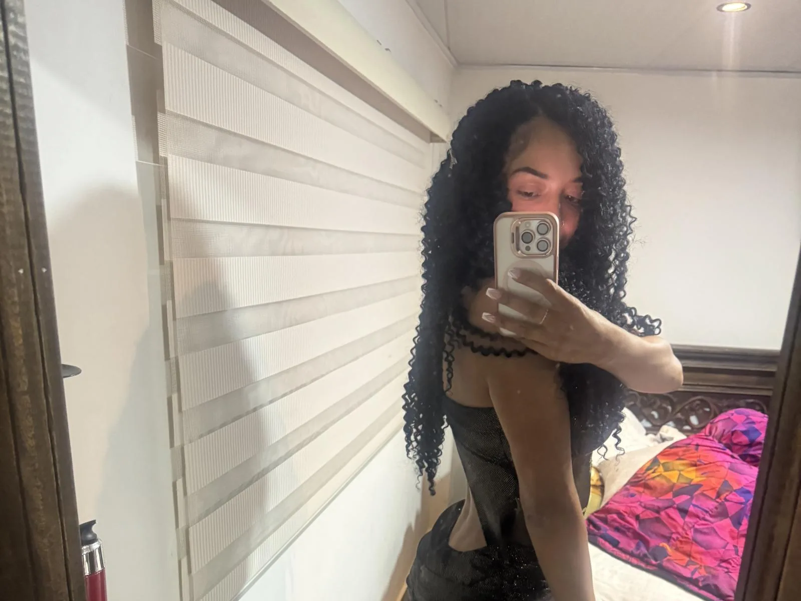 Camgirl SofiColombiana en live webcam amateur