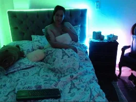 Camgirl LucianaDia en live webcam amateur
