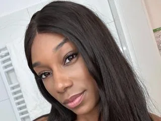Camgirl Niki-May-hot en live webcam amateur