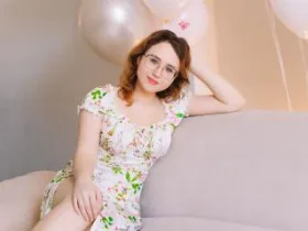 Camgirl TeresaBirt en live webcam amateur