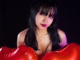 Camgirl DariaHotst en live webcam amateur