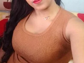 Camgirl CelineHot69 en live webcam amateur