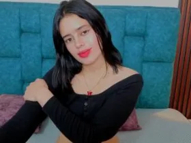Camgirl JuneCute en ligne - chat webcam en direct