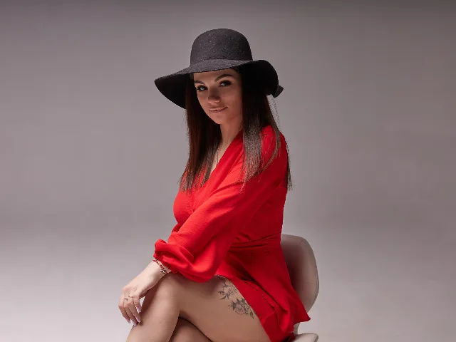 Camgirl KarolinaSykes en live webcam amateur